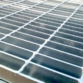 Low Carbon Steel Grating Raised Floor Wire Mesh 